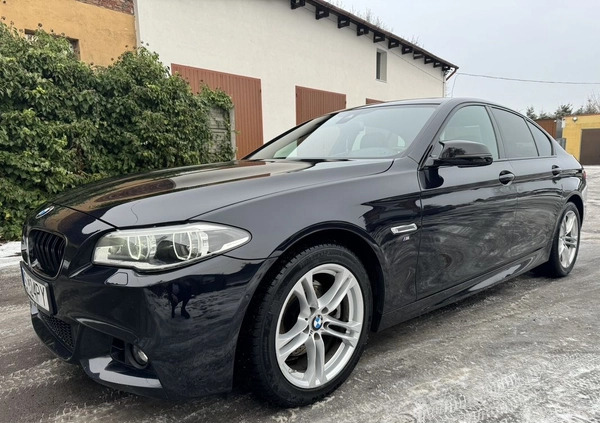 BMW Seria 5 cena 90100 przebieg: 222000, rok produkcji 2015 z Szczecin małe 106